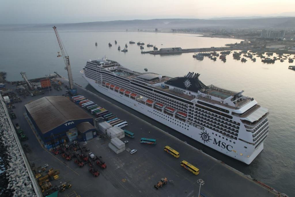 Puerto De Arica Recibe Al MSC Magnifica En El Marco De Su Crucero