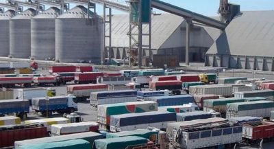 Camiones con granos se duplicarán durante 2024 en puertos del Gran Rosario