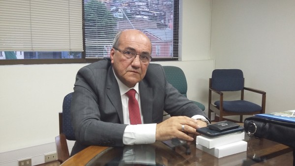 Edgar Patiño: "Si Chile no se prepara y tiene demanda, su carga se va a ir por otro puerto"