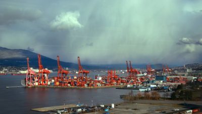 Canadá: Sindicato del Puerto de Vancouver retrasa aviso de huelga