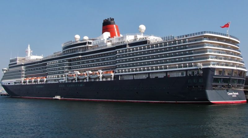 queen elizabeth cruise ship cairns