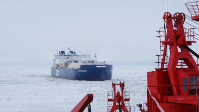 Naviera rusa Sovcomflot evalúa desprenderse de hasta un tercio de su flota de petroleros ante sanciones