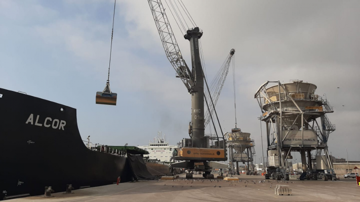 Terminal Norte Multipropósito del puerto del Callao atendió nave granelera más grande y con mayor carga de su historia 3
