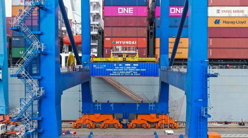 Vietnam: Tan Cang - Cai Mep International Port llega a 2 millones de TEU en  2020 - PortalPortuario