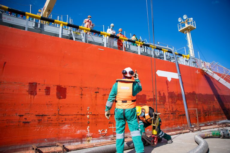 Jefe de terminal de QC Policarpo Toro en San Antonio explica medidas de