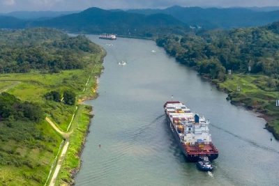 Canal de Panamá rechaza acusaciones por gestión deficiente