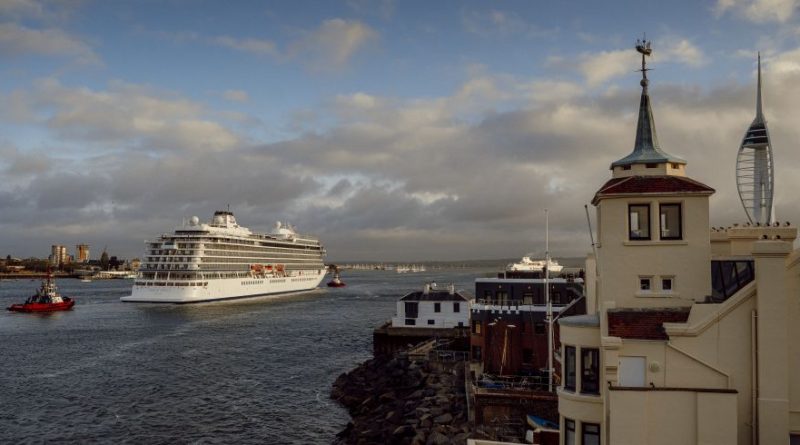 Reino Unido: Portsmouth Recibe Al Crucero Viking Venus En La Antesala A ...