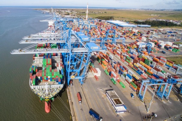 Wilson Sons registra aumento de manobras portuárias em junho