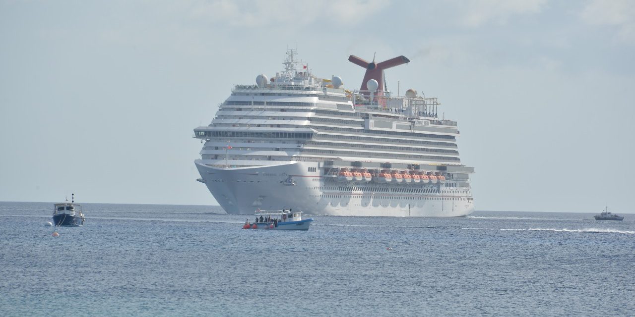 Cozumel pierde tres recaladas de cruceros debido a tormenta tropical Grace  - PortalPortuario