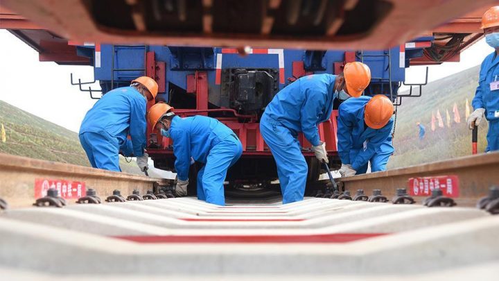 Ferrocarril China-Laos maneja 8 millones de toneladas de carga en lo que va del año