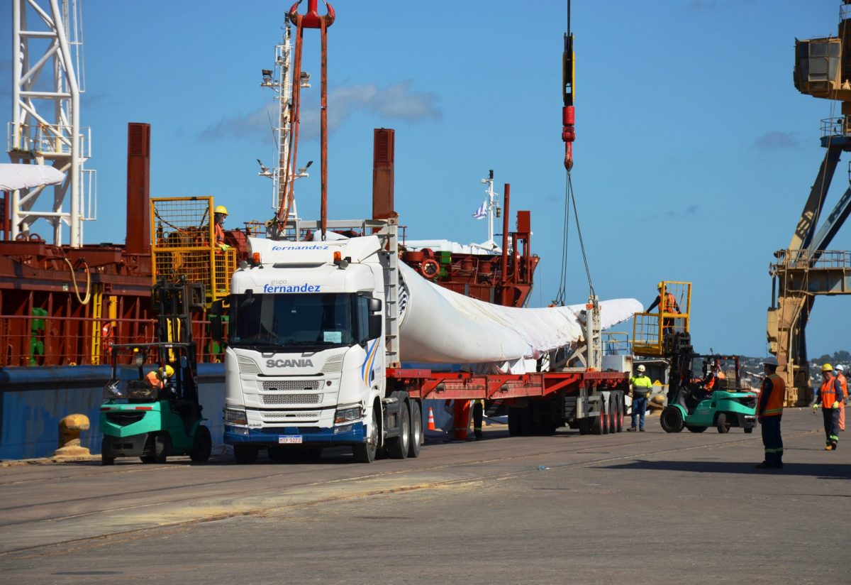 Invierten USD 10 millones para agilizar ingreso de camiones al Puerto de Montevideo