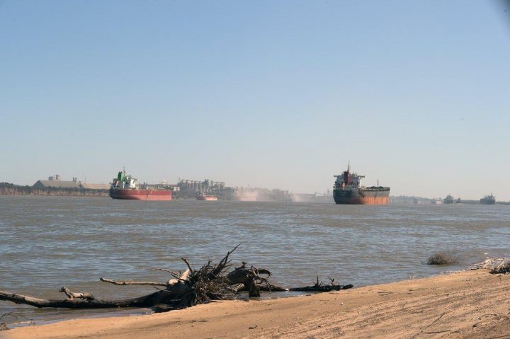 Gobierno argentino pone en marcha plan de control de Hidrovía Paraná-Paraguay