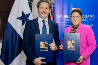 Autoridad Marítima de Panamá y Valenciaport acuerdan impartir máster en Logística y Gestión Portuaria