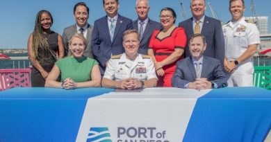 Marina de EE.UU. y Puerto de San Diego firman acuerdo para proyectos de electrificación en la Bahía