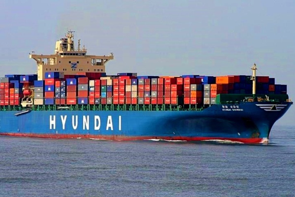 Porto de navegantes inicia serviço do armador Hyundai com rota Ásia e Índia
