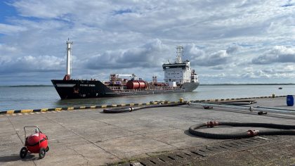 Colombia: Buque cargado con combustible para abastecer a Nariño y Cauca arriba al Puerto de Tumaco