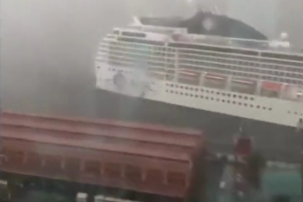 Crucero rompe amarras en Puerto de Río de Janeiro - PortalPortuario