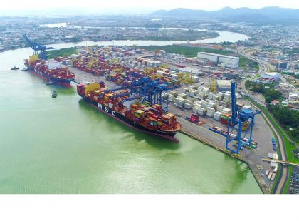 Tráfico de mercancías en puertos de Brasil crece 5,92% en período enero-abril