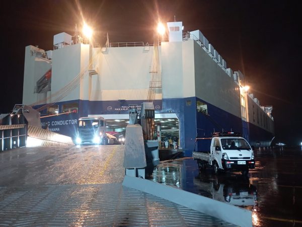 Ecuador: Desembarcan más de 2.500 vehículos en el Puerto de Manta