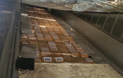 Ecuador: Decomisan media tonelada de cocaína en contenedor contaminado ubicado en Puerto Bolívar