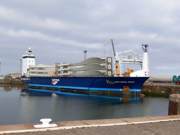 Reino Unido: Puerto de Ayr se suma a cadena de suministro en expansión de la energía verde