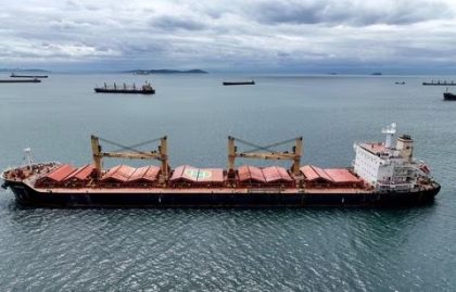 Autoridades rusas detienen exportaciones de cereales en buques de Aston
