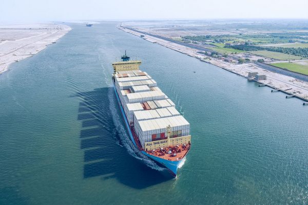 Canal de Suez reporta alza en ingresos generados desde comienzos de 2026