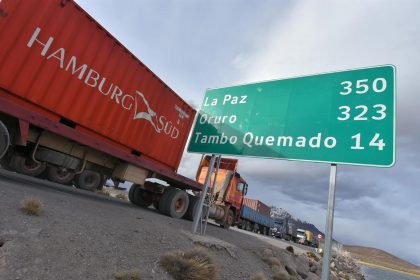 Decisión de navieras de suspender recepción de pagos en Bolivia afectará al comercio exterior del país