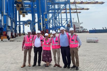 Ghana: Ejecutivos de ONE visitan Meridian Port Services