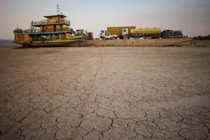 Ríos de Sudamérica alcanzan mínimos históricos y dificultan transporte de carga