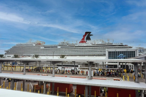 Carnival delays boarding of passengers on Carnival Vista itinerary