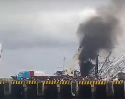 Ecuador: Buque pesquero se incendia en Terminal Portuario Manta