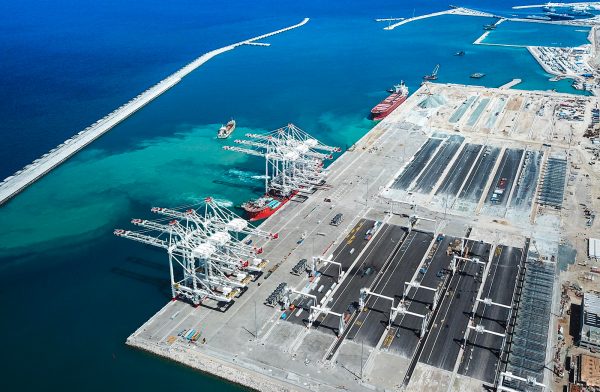Cavotec firma acuerdo de servicio de dos años con APM Terminals MedPort Tangier