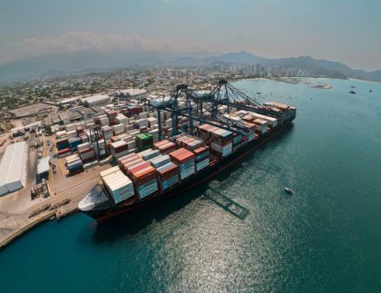 Colombia: Puerto de Santa Marta recibe al portacontenedores más grande de su historia