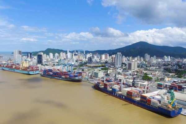 Complexo Portuário do Rio Itajaí-Açu alcança movimentação de 1.007.645 toneladas em janeiro
