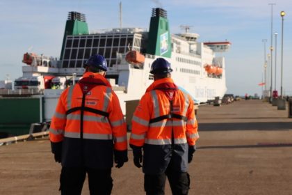 Equipo de Briggs en Dover opera su millonésima carga en servicio de Irish Ferries a Calais