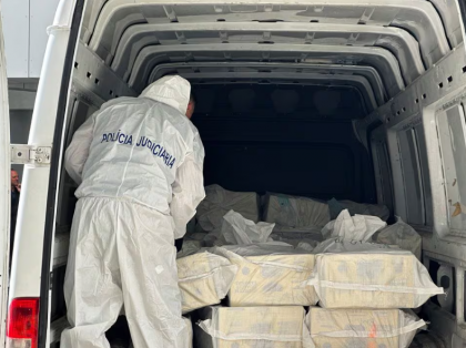Incautan 1.3 toneladas de cocaína desde cargamento ecuatoriana ingresado por el Puerto de Lisboa