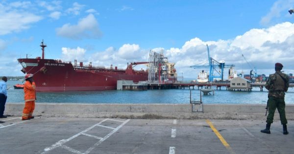 Uganda podrá importar productos petrolíferos a través del puerto keniano de Mombasa