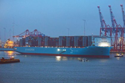 Mayor buque propulsado por metanol hace su primera escala en el Puerto de Hamburgo