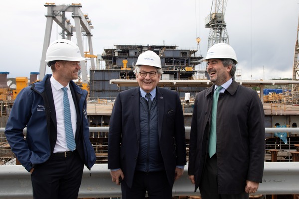 Italia: Comisario europeo de Mercado Interior visita instalaciones de Fincantieri en Monfalcone