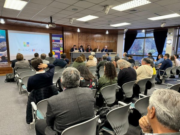 Consejo de Coordinación Ciudad Puerto de Valparaíso fija ruta de trabajo para 2024