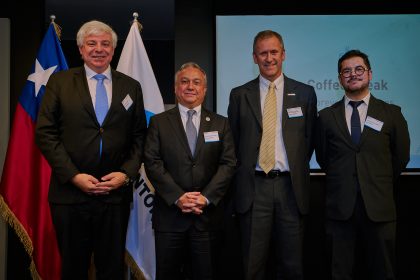 EPSA y MTT realizan reunión en Madrid con empresas interesadas en construir Puerto Exterior
