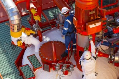 Navigator Gas completa primera transferencia de amoníaco de barco a barco