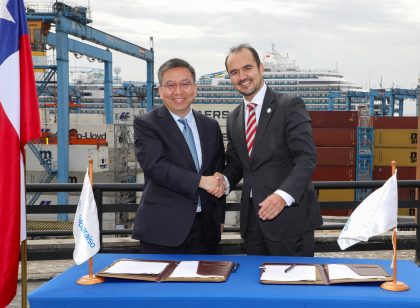 Puerto Valparaíso firma MoU con Zona Piloto de Libre Comercio de China