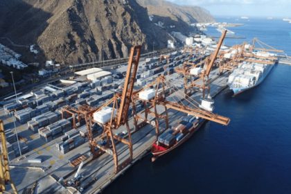 Puerto de Tenerife alcanza en febrero un acumulado de dos millones de toneladas en mercancías