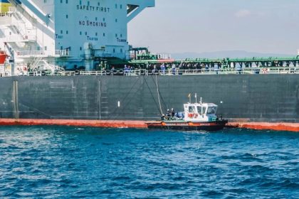 España: Consulmar lleva a cabo servicio de amarre cero emisiones en instalación offshore