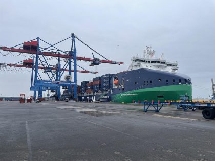 Nuevo buque portacontenedores de CMA CGM llega a terminal HHLA TK Estonia