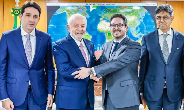 Lula recebe ao presidente do Grupo MSC