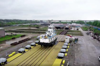Illinois Marine Towing celebra ampliación y nuevo buque