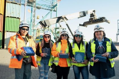 DP World San Antonio premia a mujeres portuarias